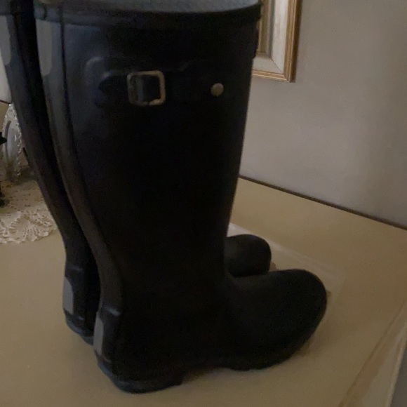 Matte Black Hunter Rainboots - Picture 8 of 11